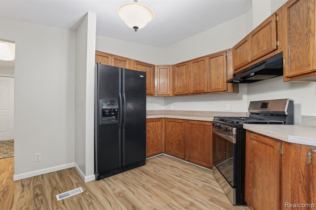 4050 Thompson Road, Linden, MI 48451 — Photo 16