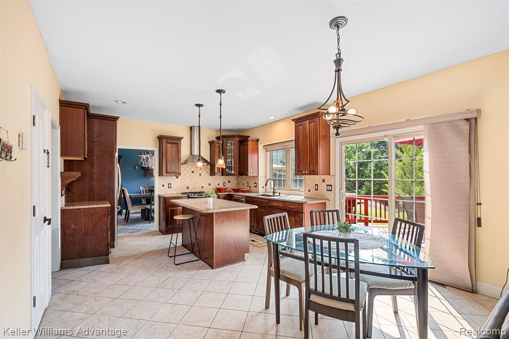44708 FENWICK Drive, Canton, MI 48188 — Photo 12