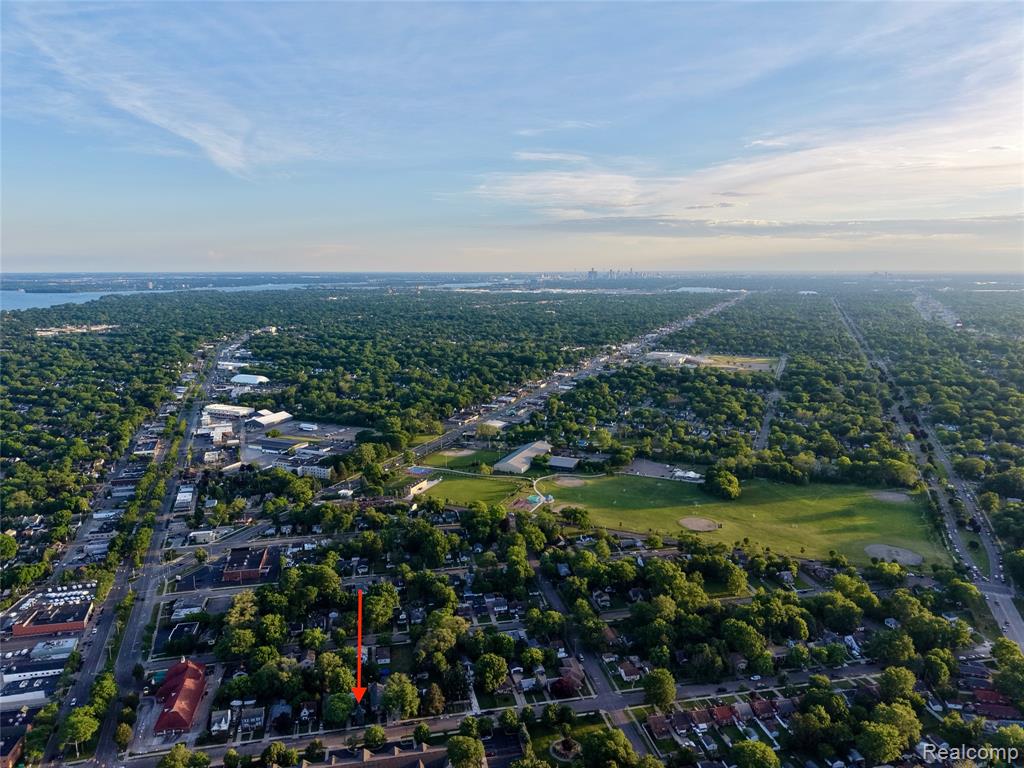 4993 Gateshead Street, Grosse Pointe, MI 48236 — Photo 32