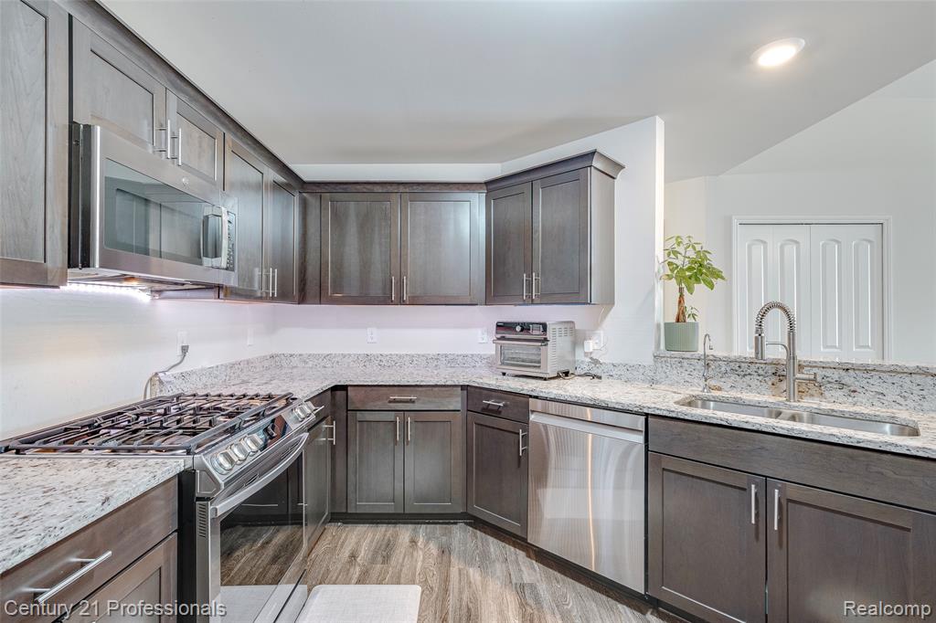 1112 Starwood Lane, Canton, MI 48187 — Photo 18