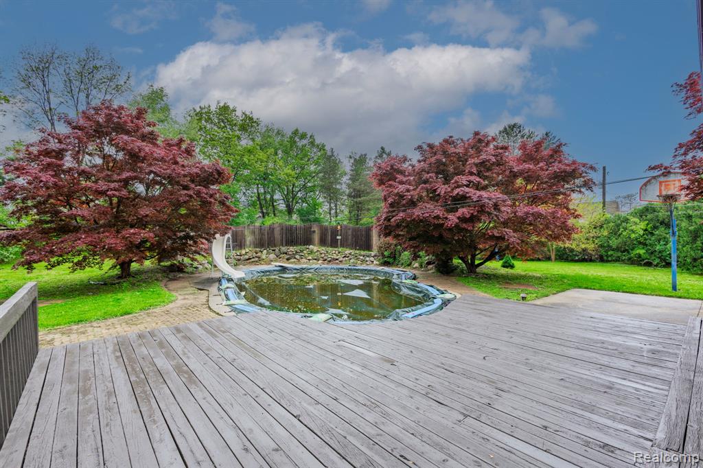 59663 PETTENGILL Drive, New Hudson, MI 48165 — Photo 24