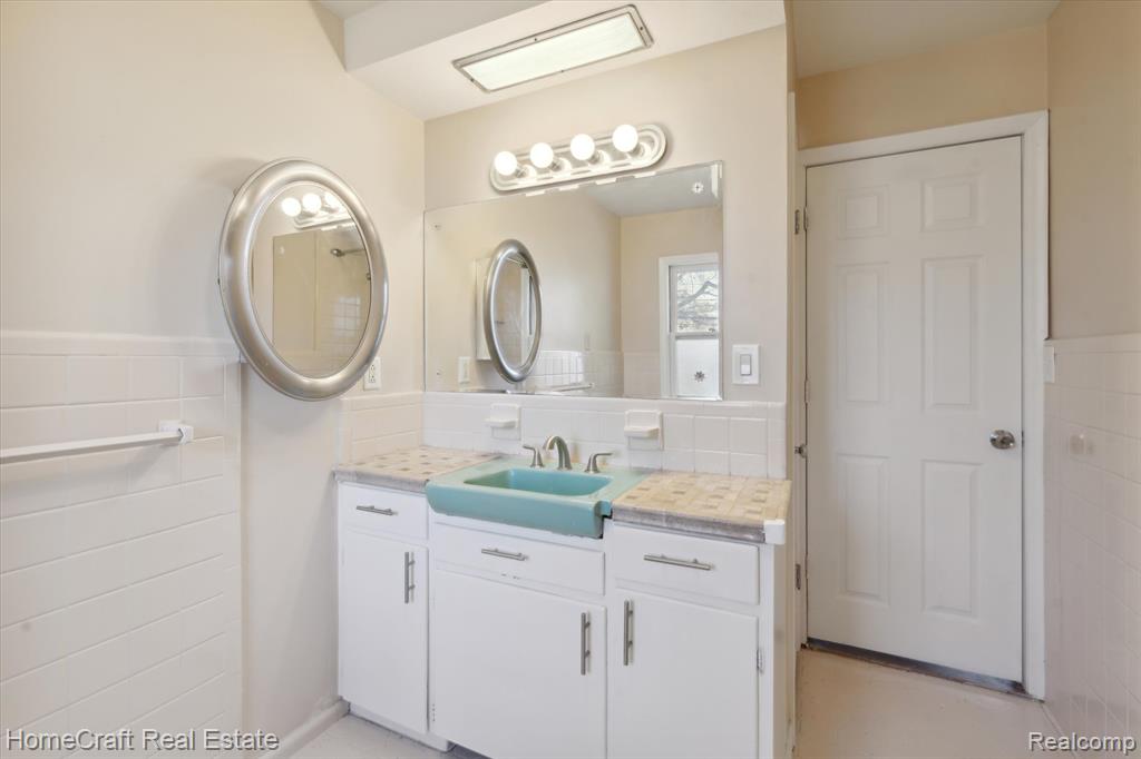 9624 ROCKLAND, Redford, MI 48239 — Photo 35