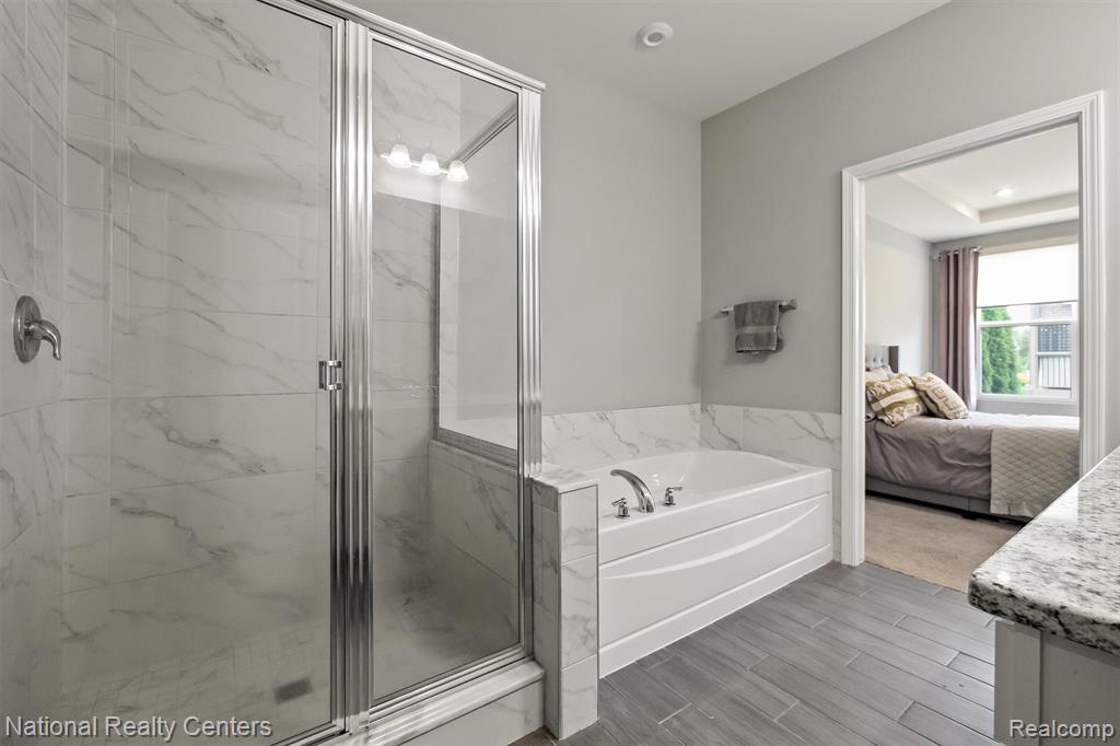 40605 Aster Court, Clinton Twp, MI 48036 — Photo 19