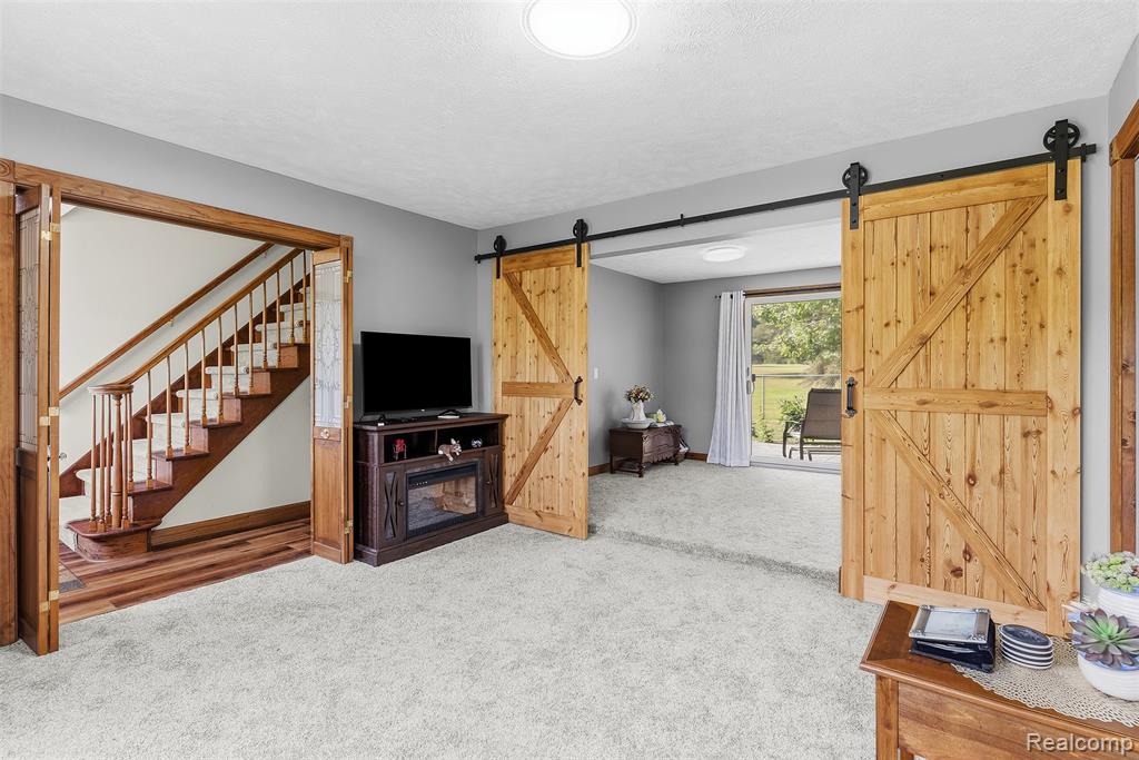 8612 Monroe Road, Durand, MI 48429 — Photo 15