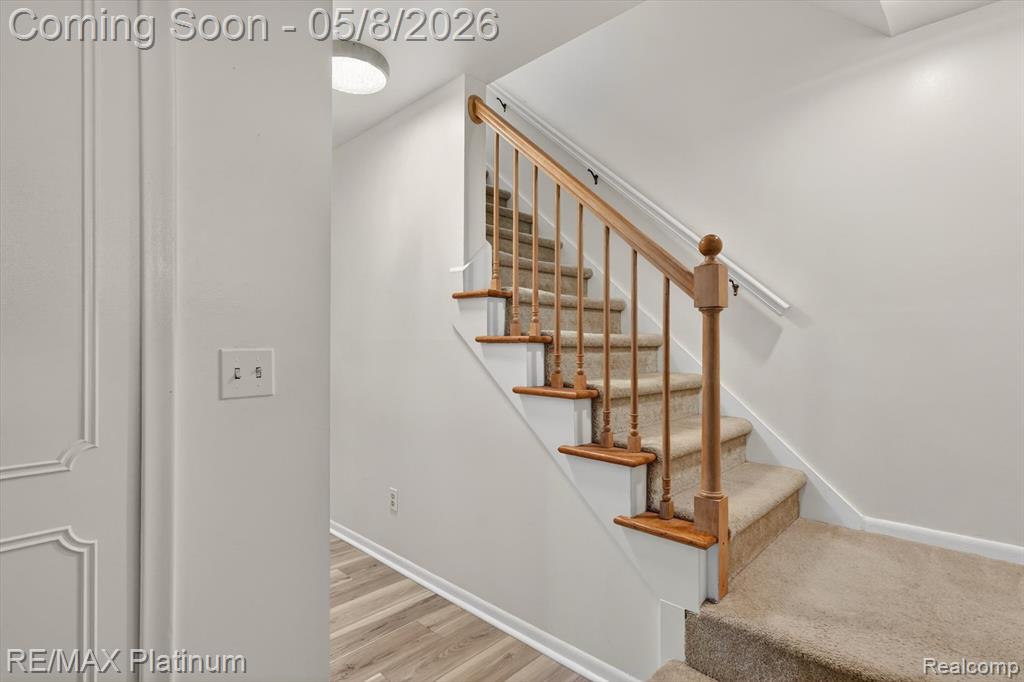 1254 Heathercrest Drive, Flint, MI 48532 — Photo 9