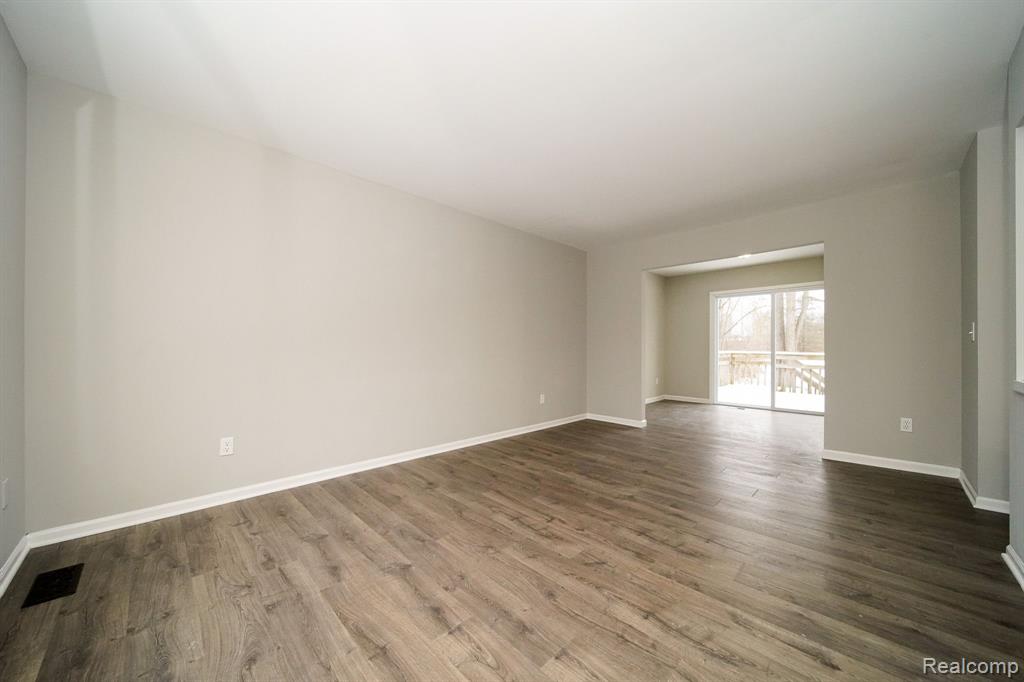 5266 ARGENTINE Road, Howell, MI 48855 — Photo 21