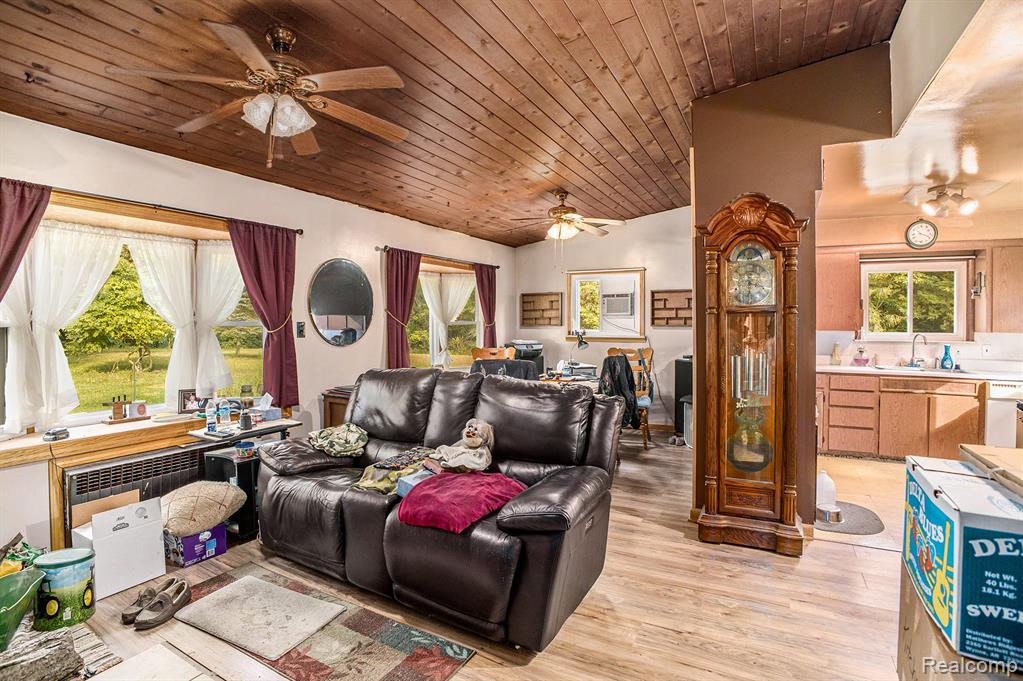 1340 County Farm Road, Howell, MI 48843 — Photo 7