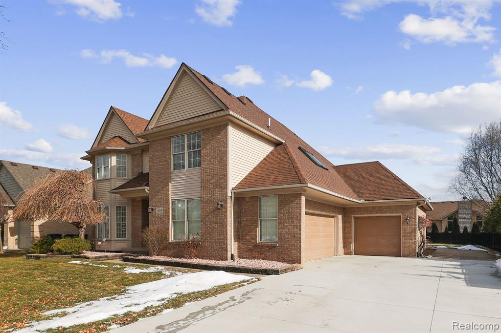 48548 Fairmont Drive, Macomb, MI 48044 — Photo 2