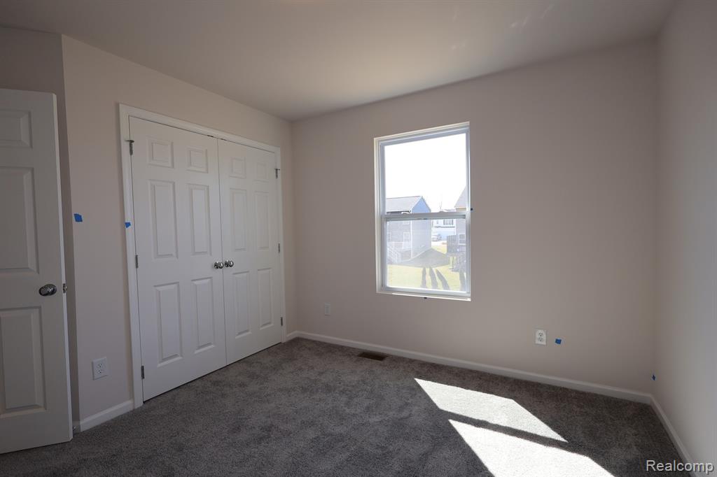 606 Harvest Way, Chelsea, MI 48118 — Photo 11