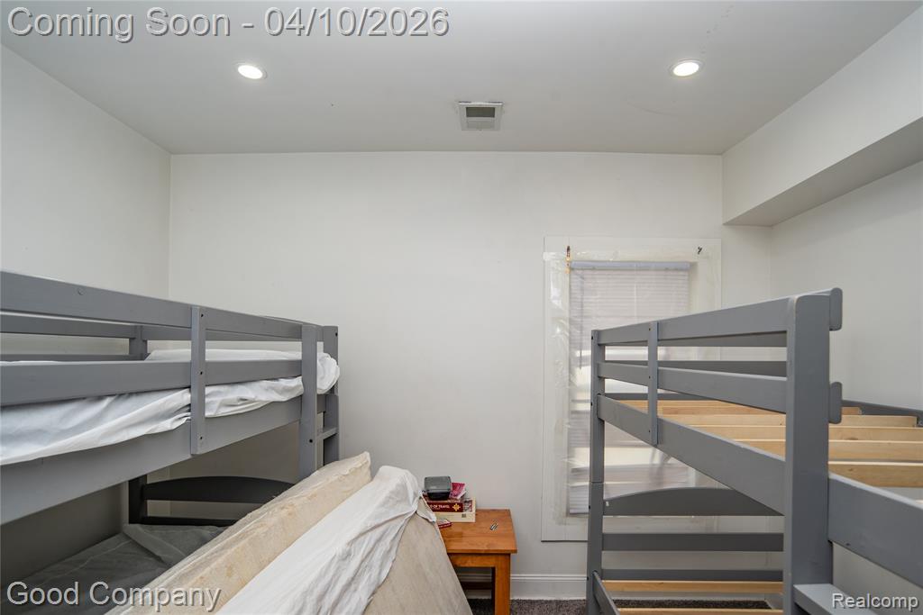 30 Lawrence Street, Detroit, MI 48202 — Photo 29