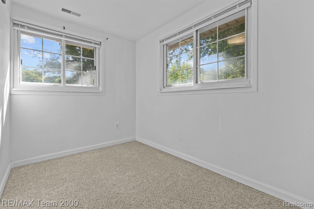6363 McGuire Street, Taylor, MI 48180 — Photo 23