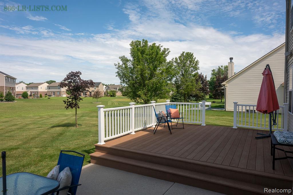 7068 Anna Drive, Belleville, MI 48111 — Photo 4