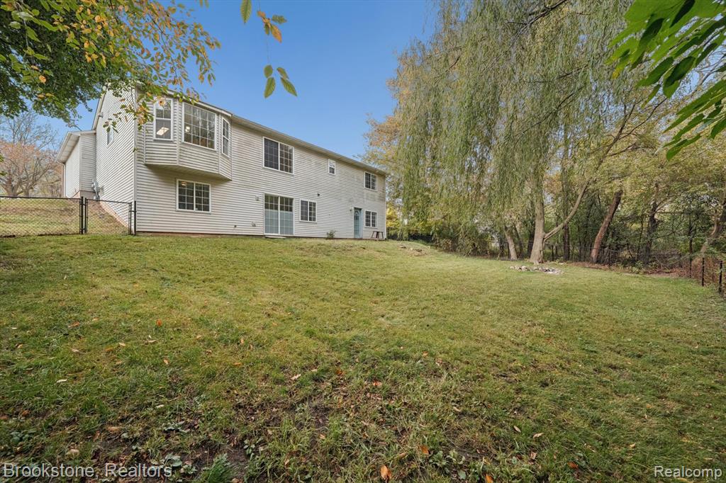 9088 Posey Drive, Whitmore Lake, MI 48189 — Photo 45