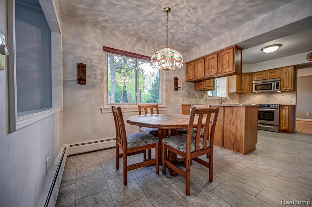 4435 Westover Drive, West Bloomfield, MI 48323 — Photo 20