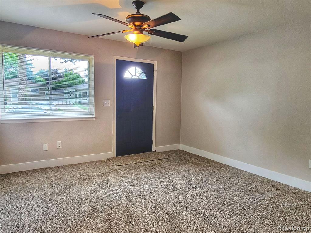 4612 KATHERINE Street, Dearborn Heights, MI 48125 — Photo 13