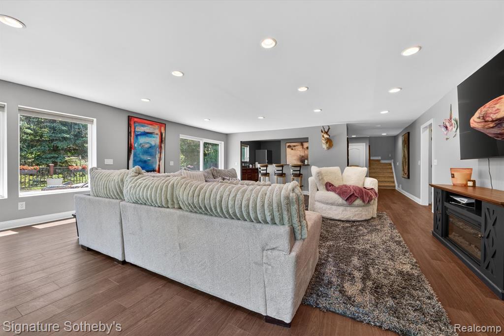 30650 Lahser Road, Beverly Hills, MI 48025 — Photo 24