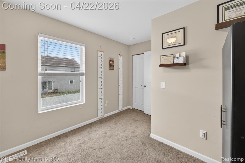 2743 Au Gres River Drive, Fowlerville, MI, 48836