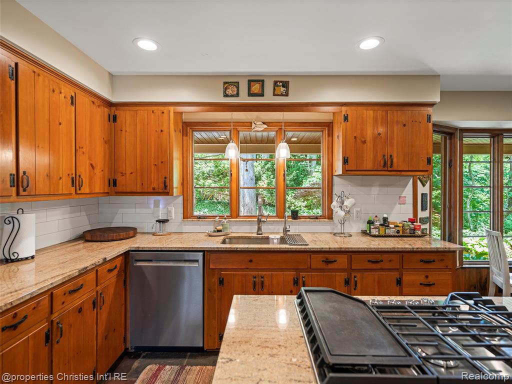 4383 Pine Tree Trail, Bloomfield Hills, MI 48302 — Photo 56