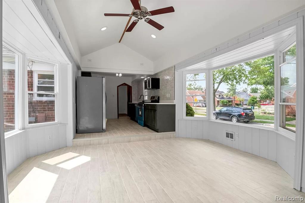460 N Franklin Street, Dearborn, MI 48128 — Photo 9
