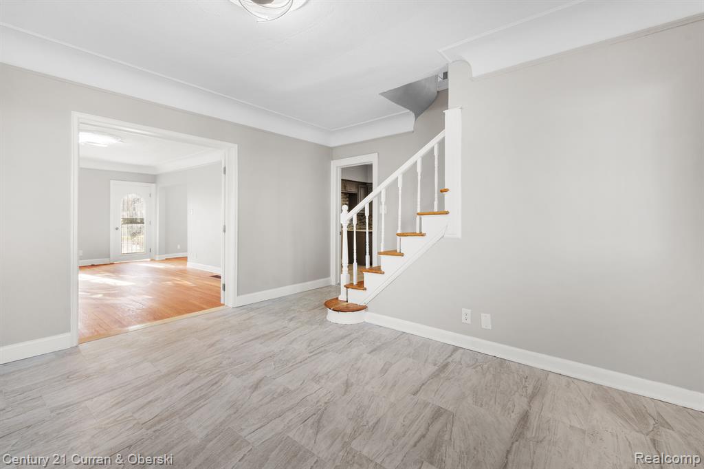 5026 KENSINGTON Avenue, Detroit, MI 48224 — Photo 16
