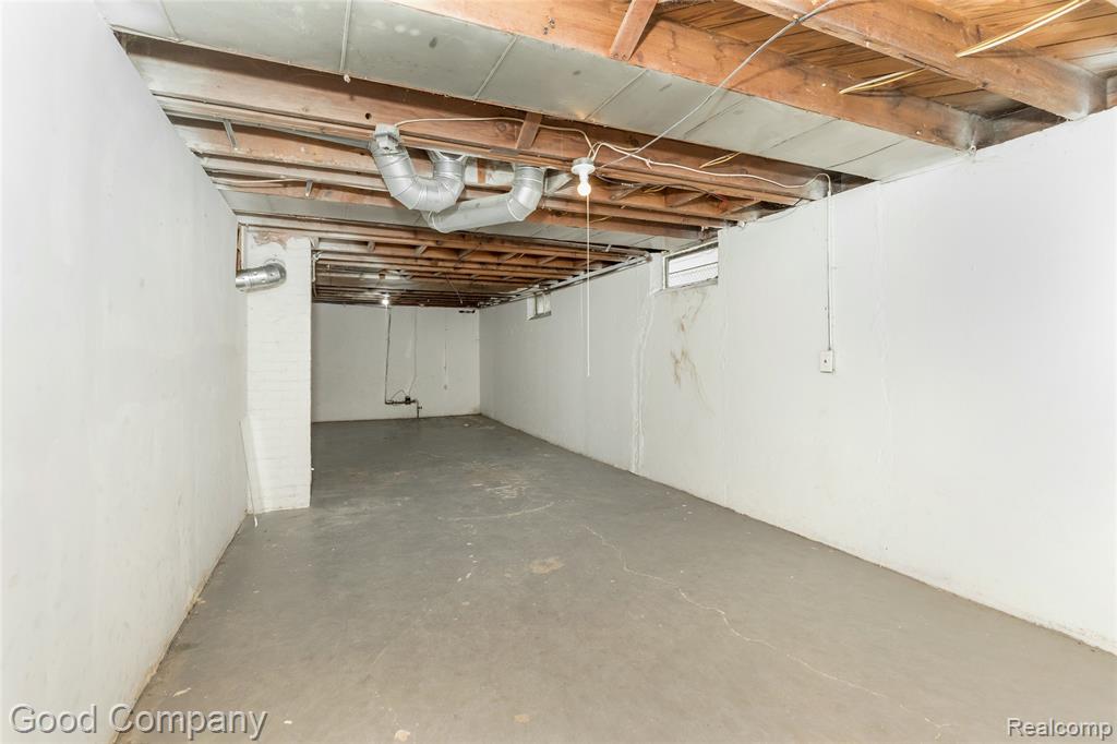 20747 Caledonia Avenue, Hazel Park, MI 48030 — Photo 23