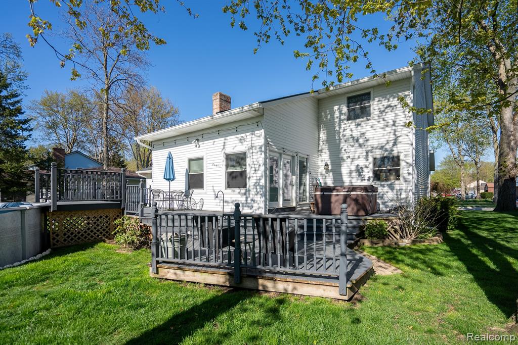 472 CENTRAL Street, Marysville, MI 48040 — Photo 3
