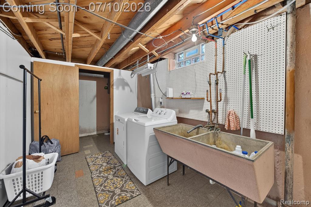 8599 Cardwell Street, Westland, MI — Photo 31