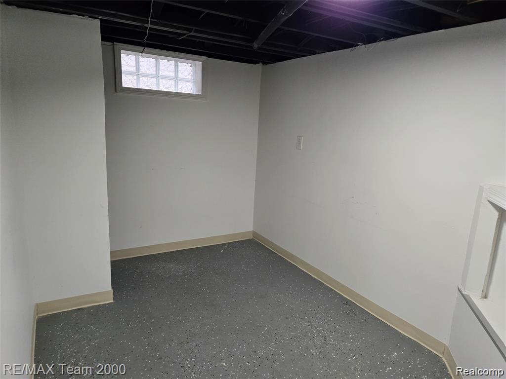 7483 Dacosta, Detroit, MI 48239 — Photo 14