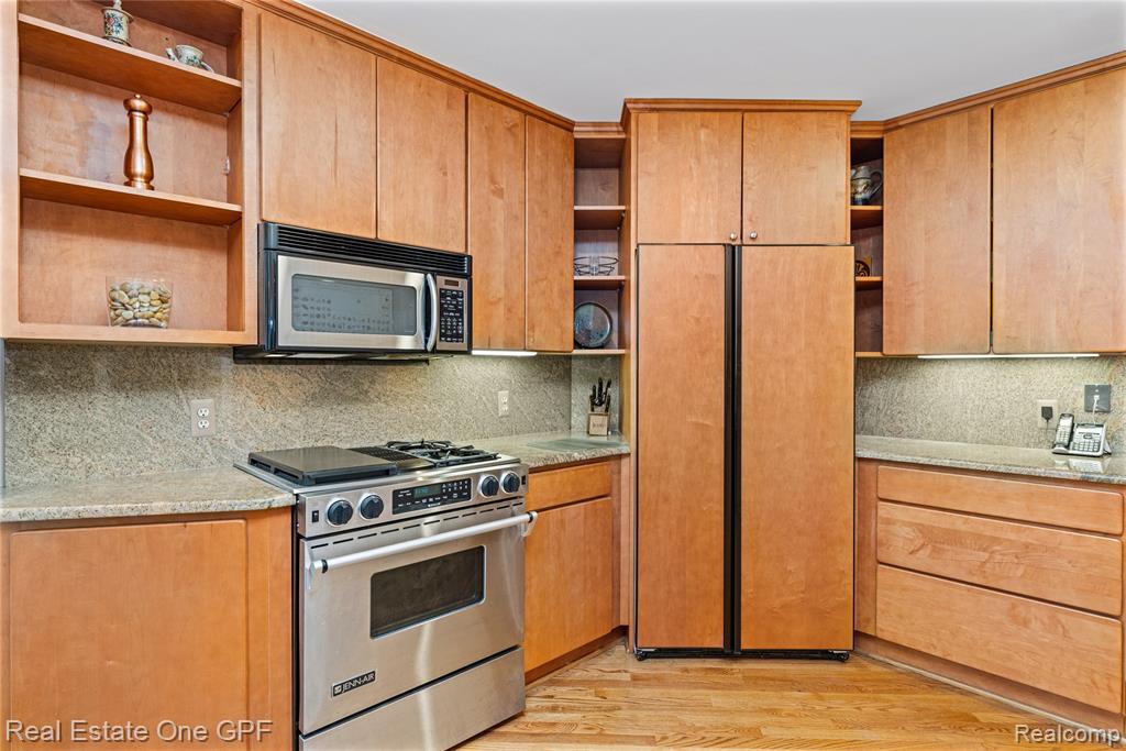 16904 Saint Paul Street, Grosse Pointe, MI 48230 — Photo 8