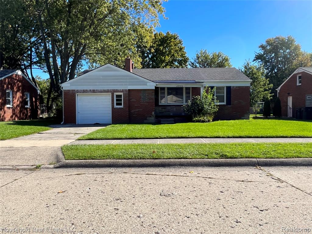 28400 Ursuline Street, Saint Clair Shores, MI 48081