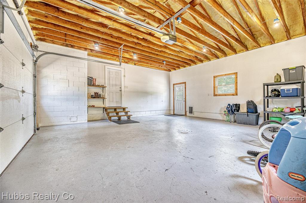9373 Birch Run Road, Millington, MI 48746 — Photo 16