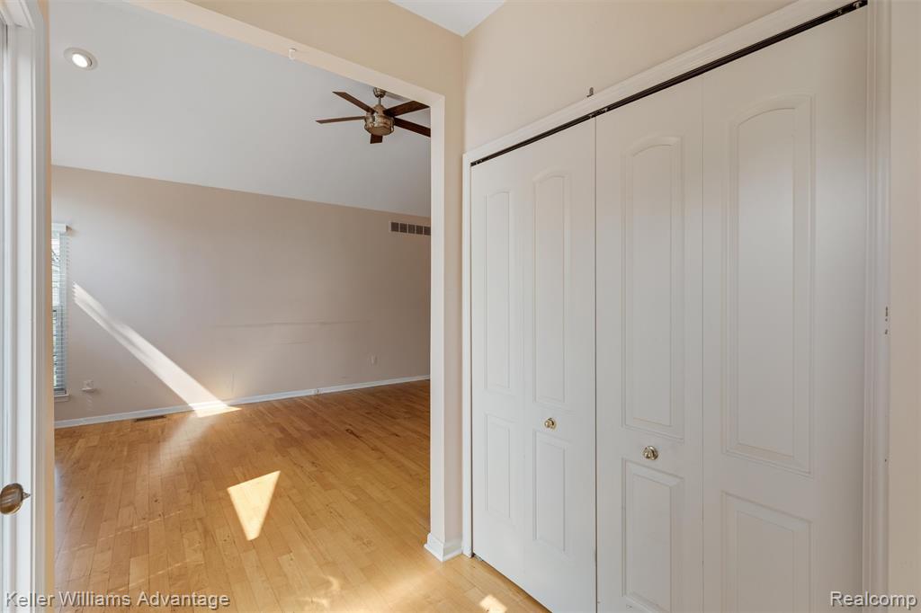 50003 Samuel Court, Shelby Twp, MI 48317 — Photo 5