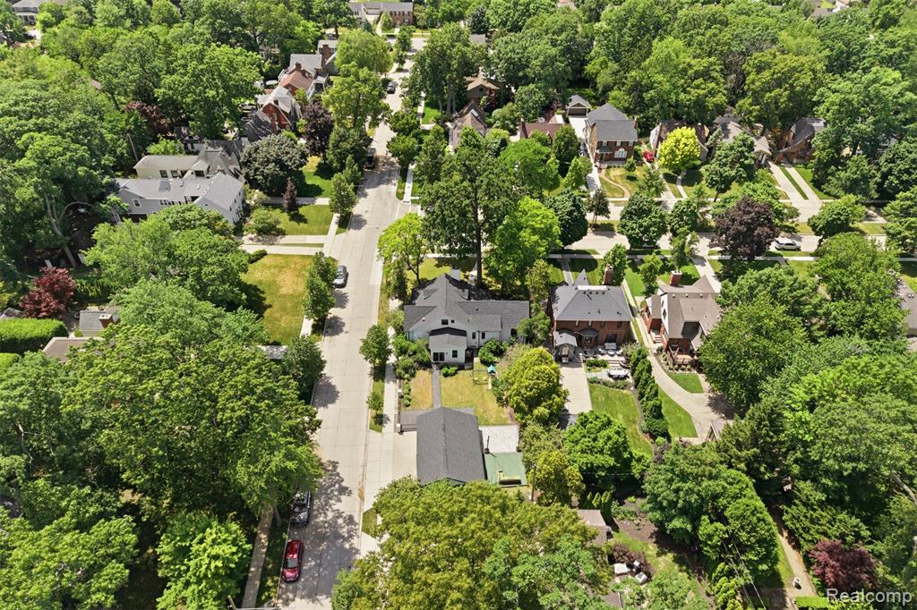 93 Oakdale Boulevard, Pleasant Ridge, MI — Photo 54