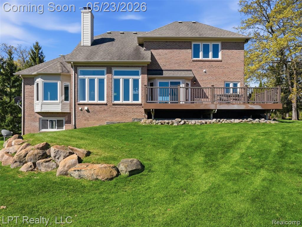 860 Troon, Highland, MI — Photo 37