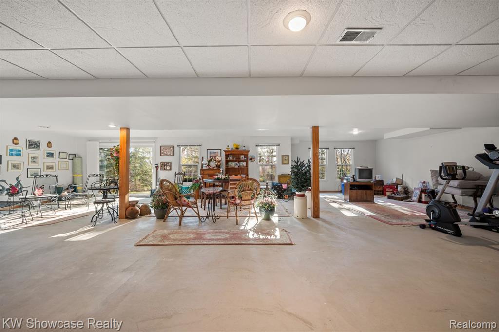 4142 Lake Stison Court, White Lake, MI 48383 — Photo 23