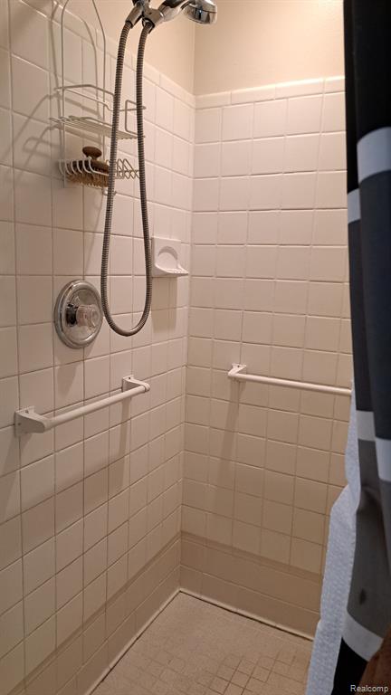 1 W WILLIAMSBURG TOWNE Street E, Southfield, MI 48075 — Photo 19