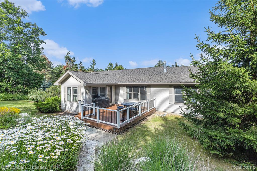 7524 Evergreen Ridge Drive, Harbor Springs, MI 49740 — Photo 35