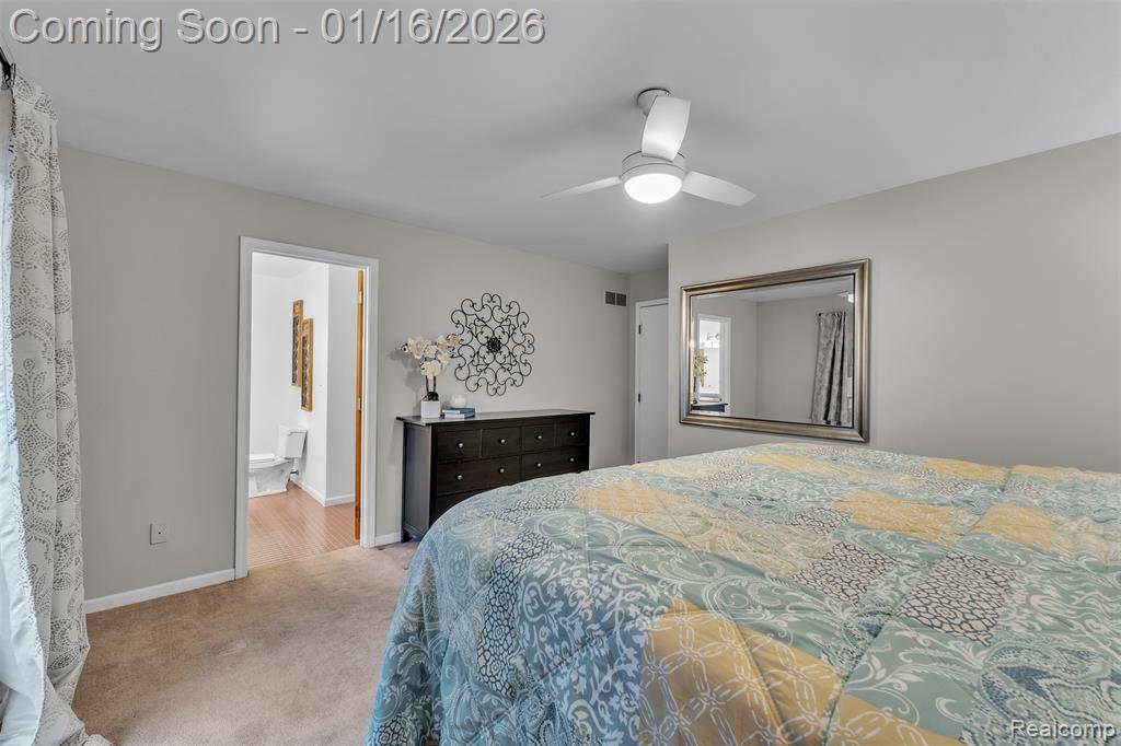 9035 Farmington Road, Livonia, MI 48150 — Photo 26
