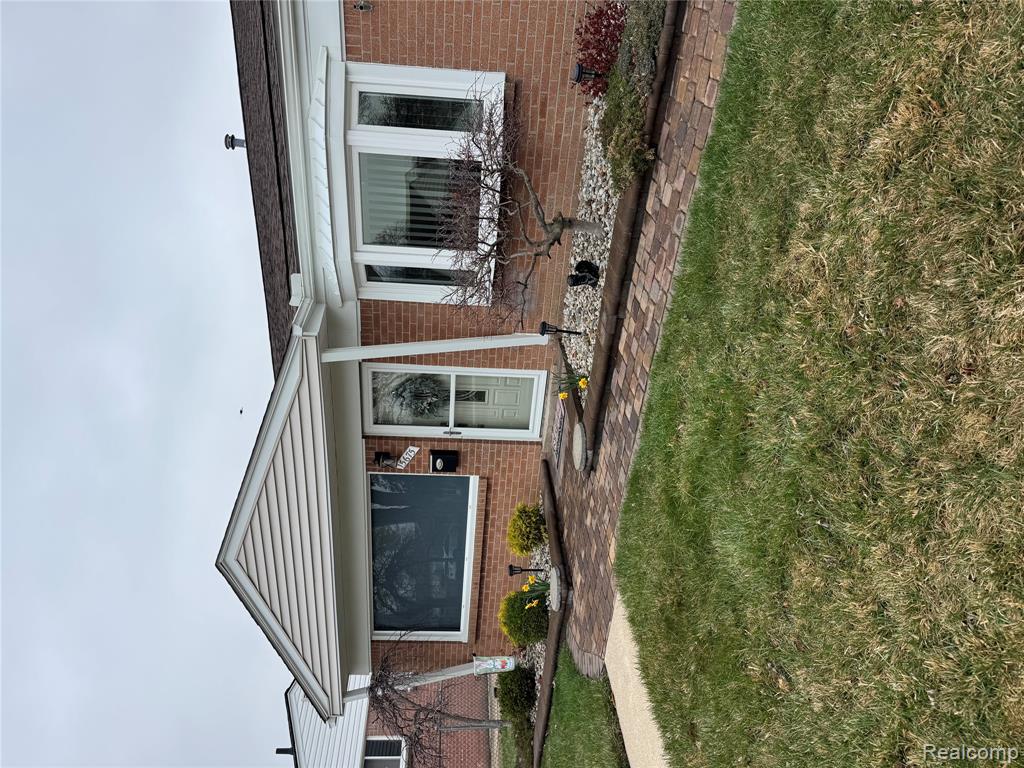 15675 Mulberry Street, Southgate, MI 48195 — front exterior