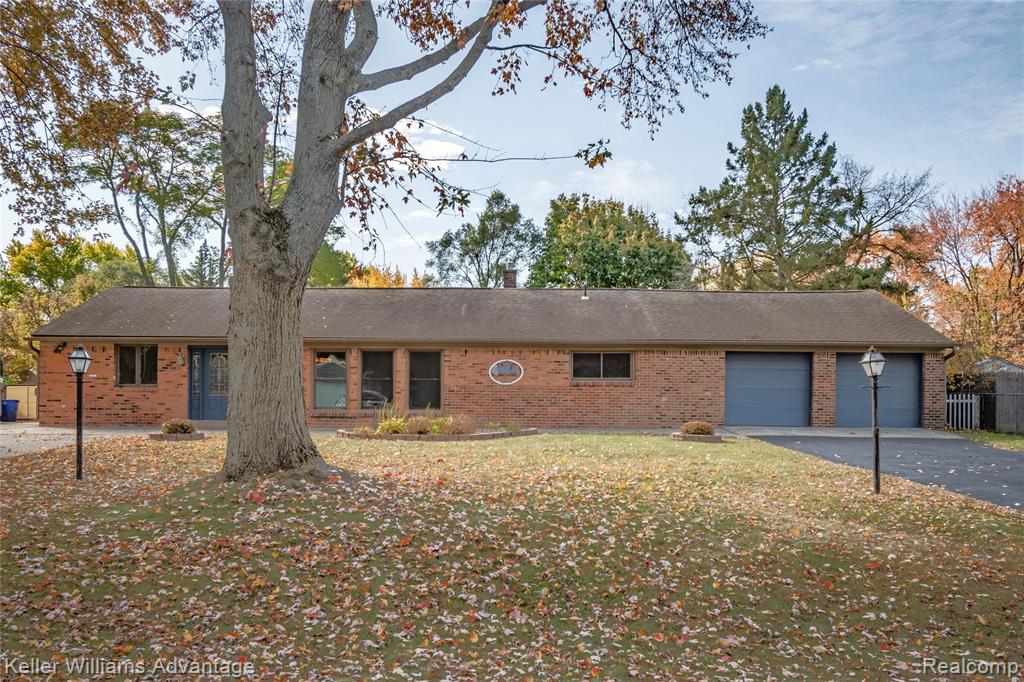 4879 Sundale Drive, Clarkston, MI — Photo 2