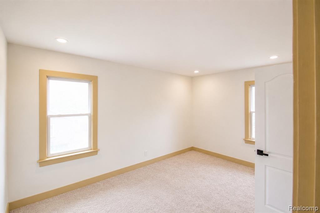 5072 Beaconsfield Street, Detroit, MI 48224 — Photo 13