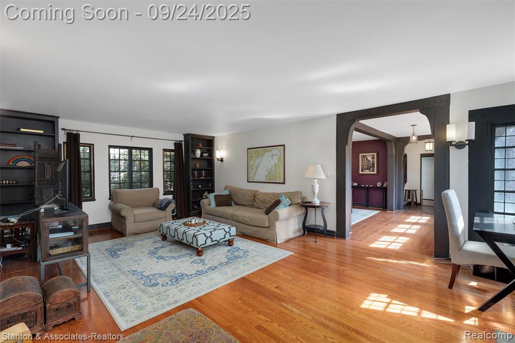 636 Waddington Street, Bloomfield Hills, MI 48301 — Photo 5