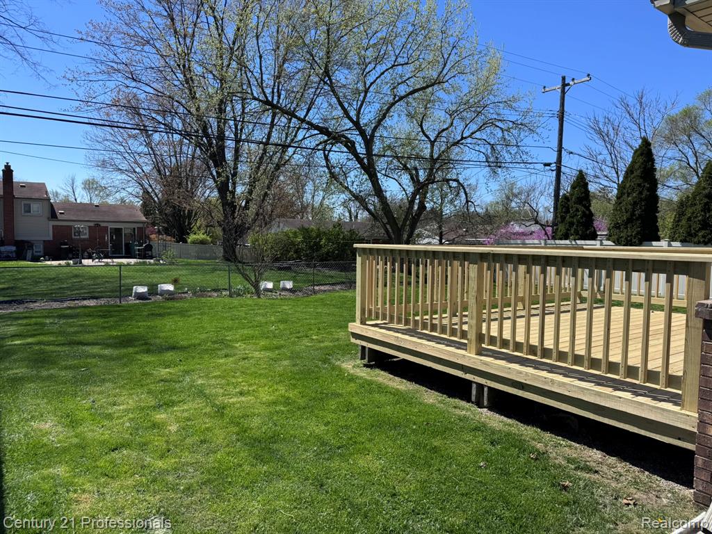 31495 Cambridge Street, Garden City, MI — Photo 5
