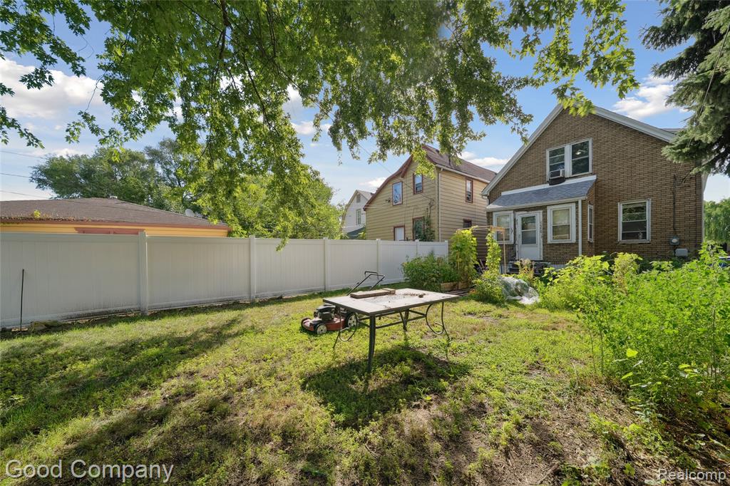 8792 Chamberlain Street, Detroit, MI 48209 — Photo 31
