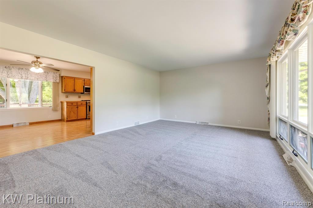 4415 Krafft Road, Fort Gratiot, MI 48059 — Photo 6