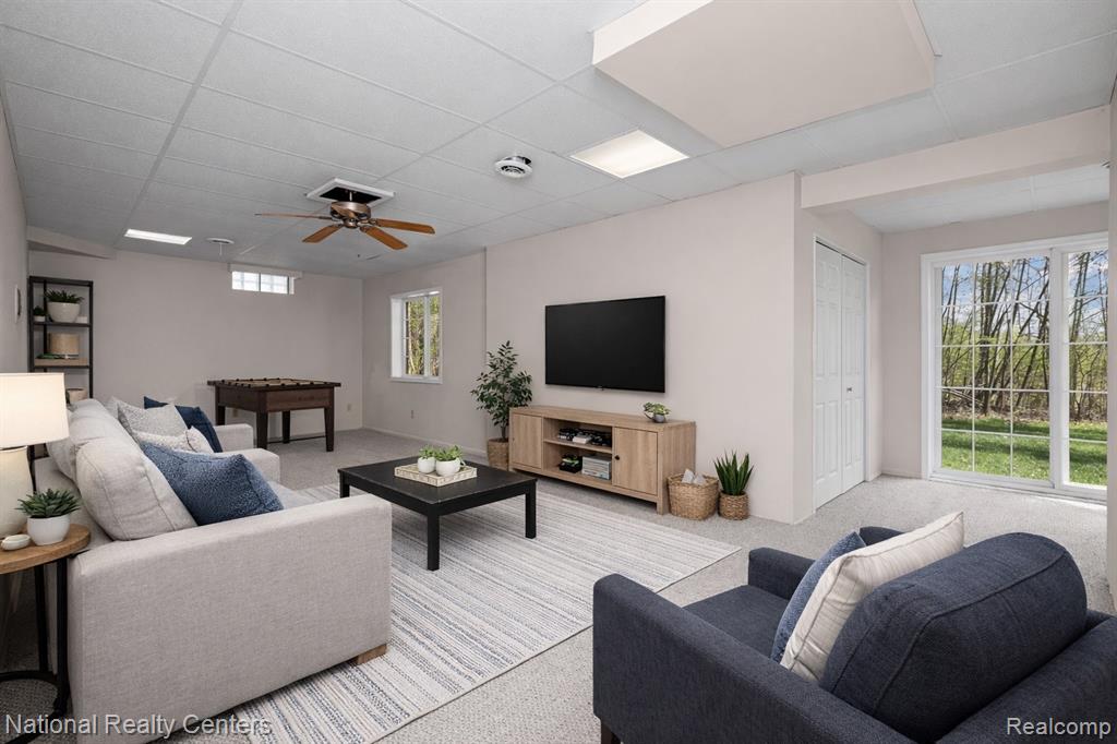 8521 Brewster, Canton, MI 48187 — Photo 31