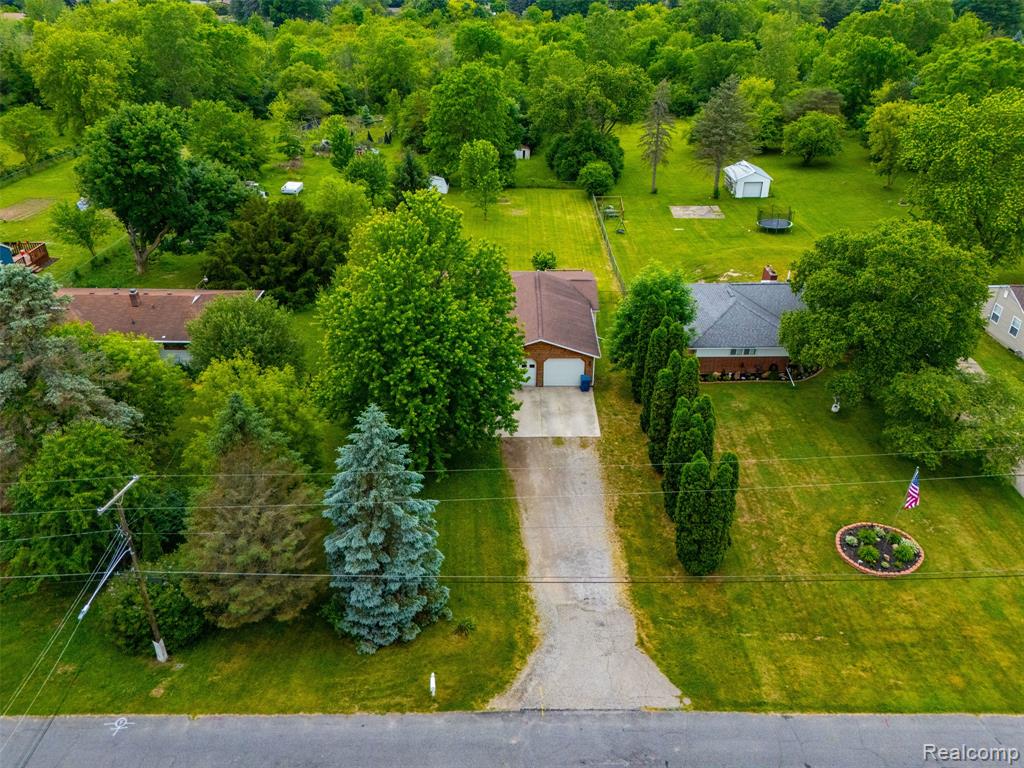 4420 Dublin Road, Burton, MI 48529 — Photo 44