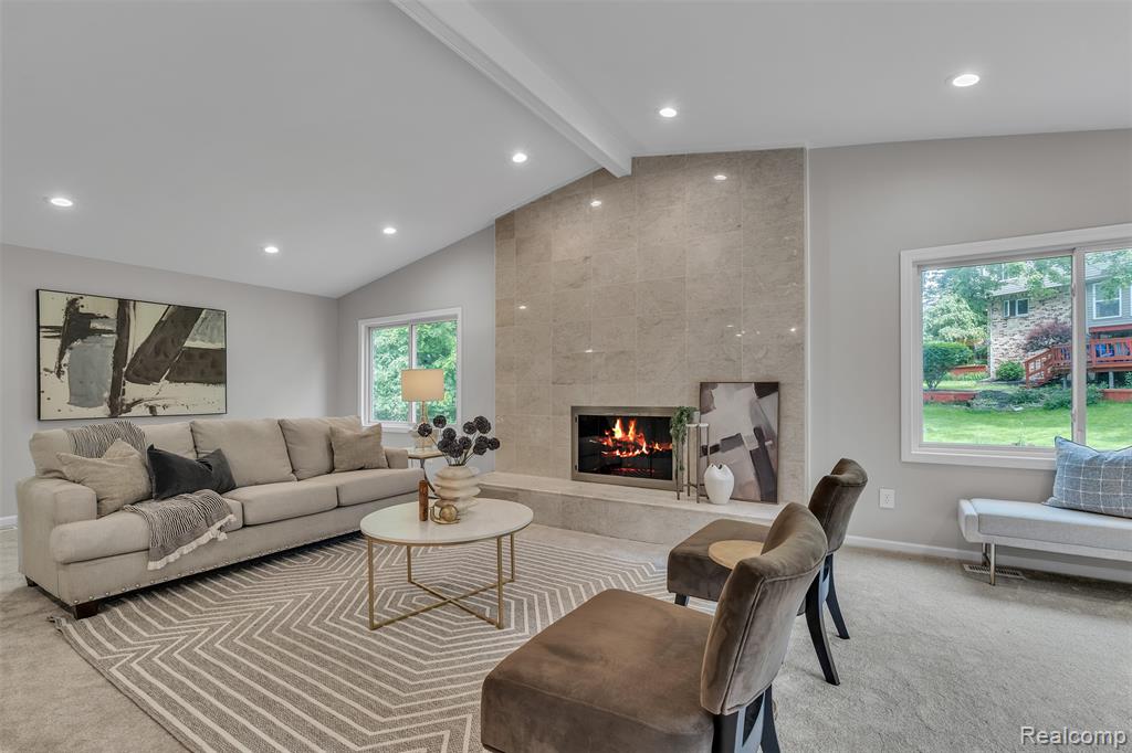 5310 Pond Bluff Drive, West Bloomfield, MI 48323 — Photo 23