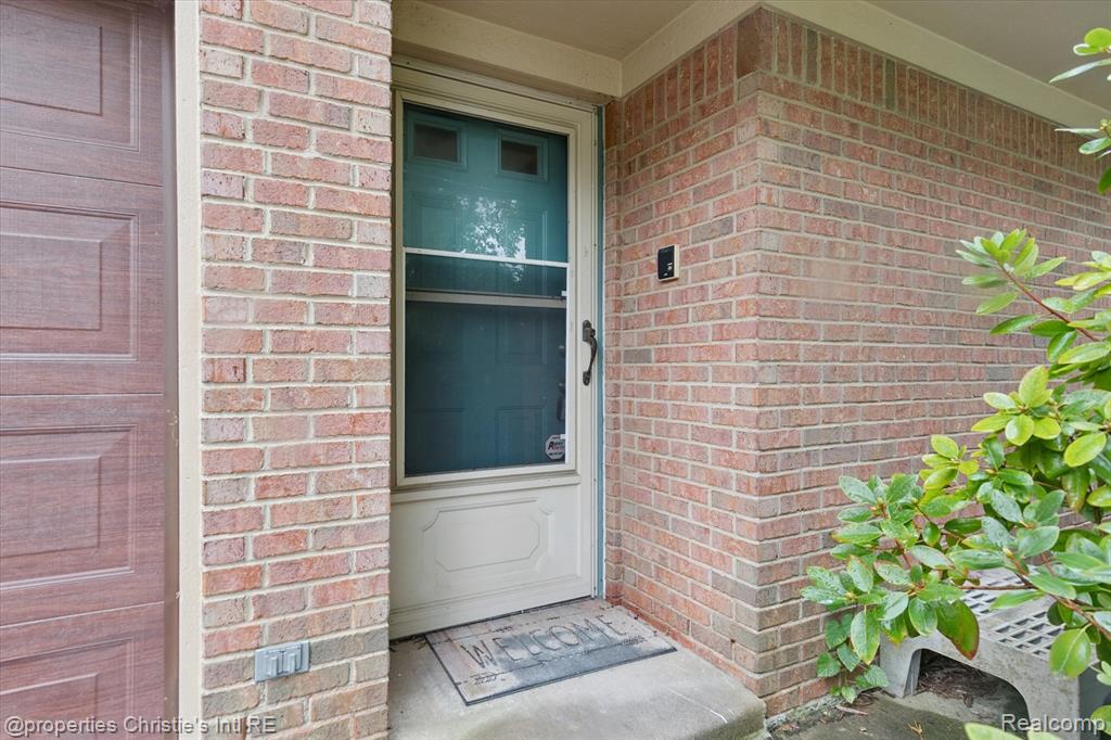 483 W Lincoln Avenue, Madison Heights, MI 48071 — Photo 3