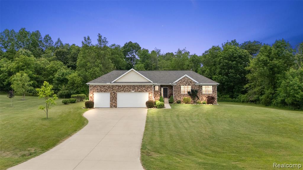 52 Parker Lane, Ortonville, MI 48462 — Photo 2